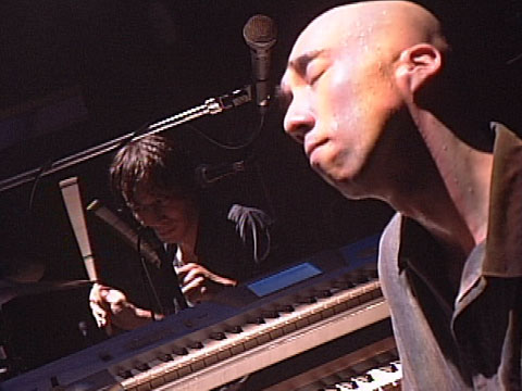 CURIO�X�e�[�W�ʐ^10