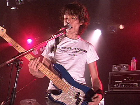 CURIO�X�e�[�W�ʐ^22