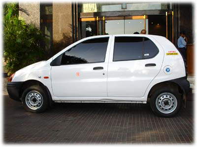 Tata�̃^�N�V�[